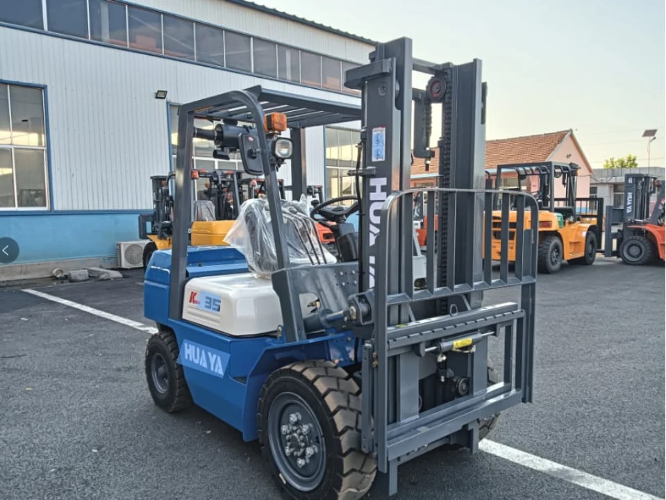 Forklift - Diesel_3, 4 , 3.5 , 4 & 5 ton Rough Terrain Forklift